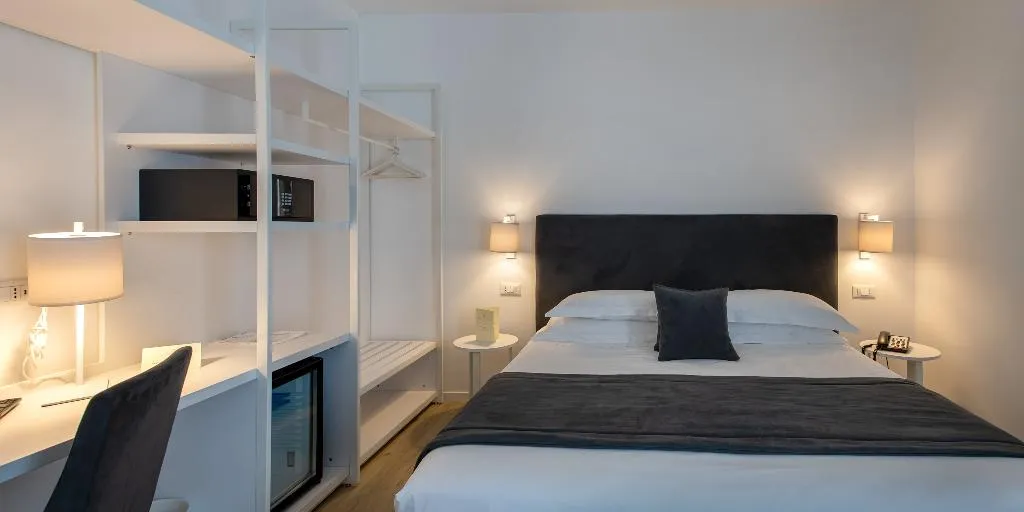 Double or Twin COMFORT Room, Hotel Isabella Sorrento, Naples