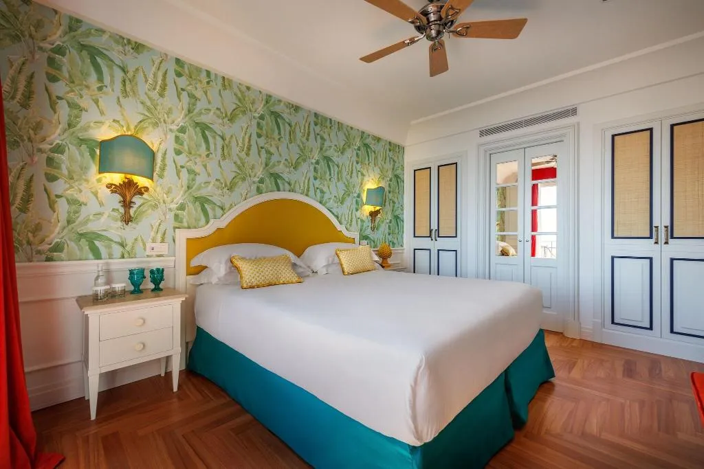 SUITE THREE BEDS Room, Grand Hotel San Pietro, Taormina