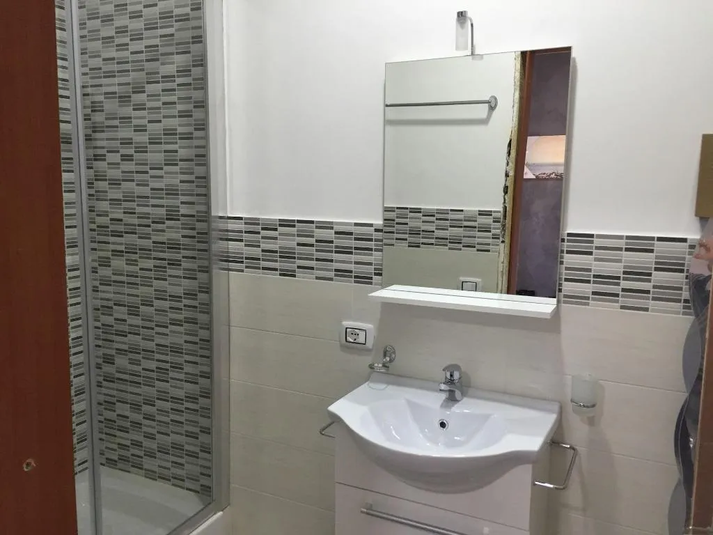 Room, B&B Sirentum, Naples