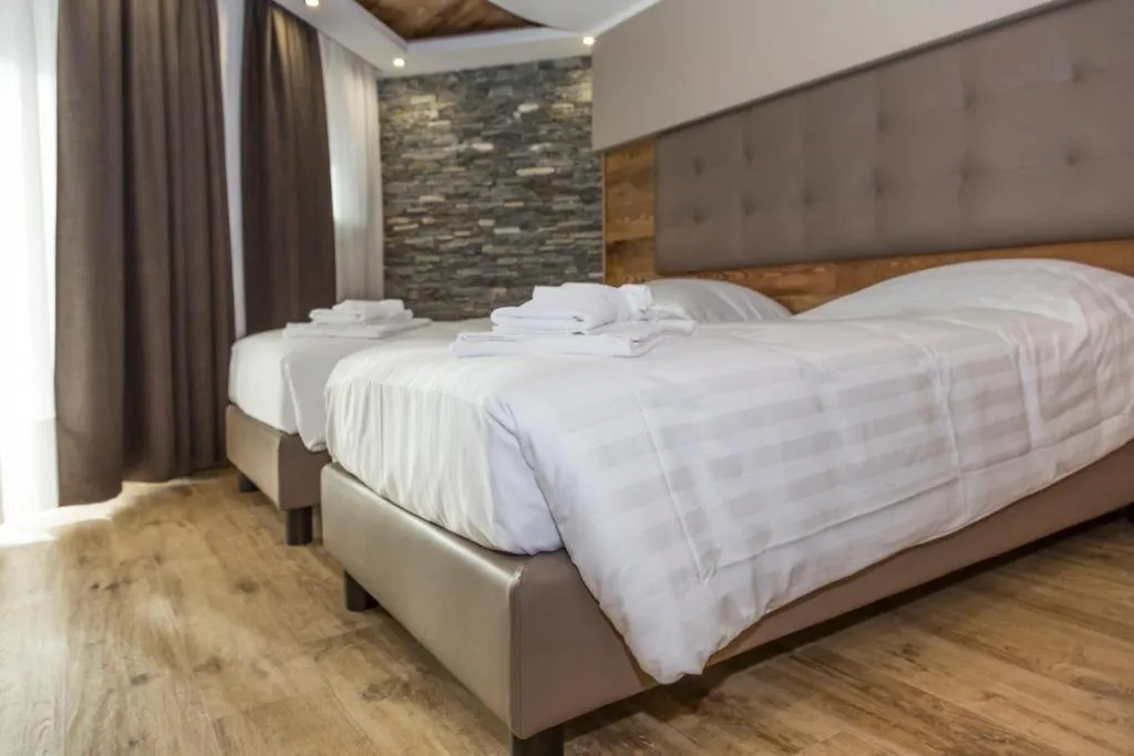 Double or Twin STANDARD Room, Hotel K2, Milan