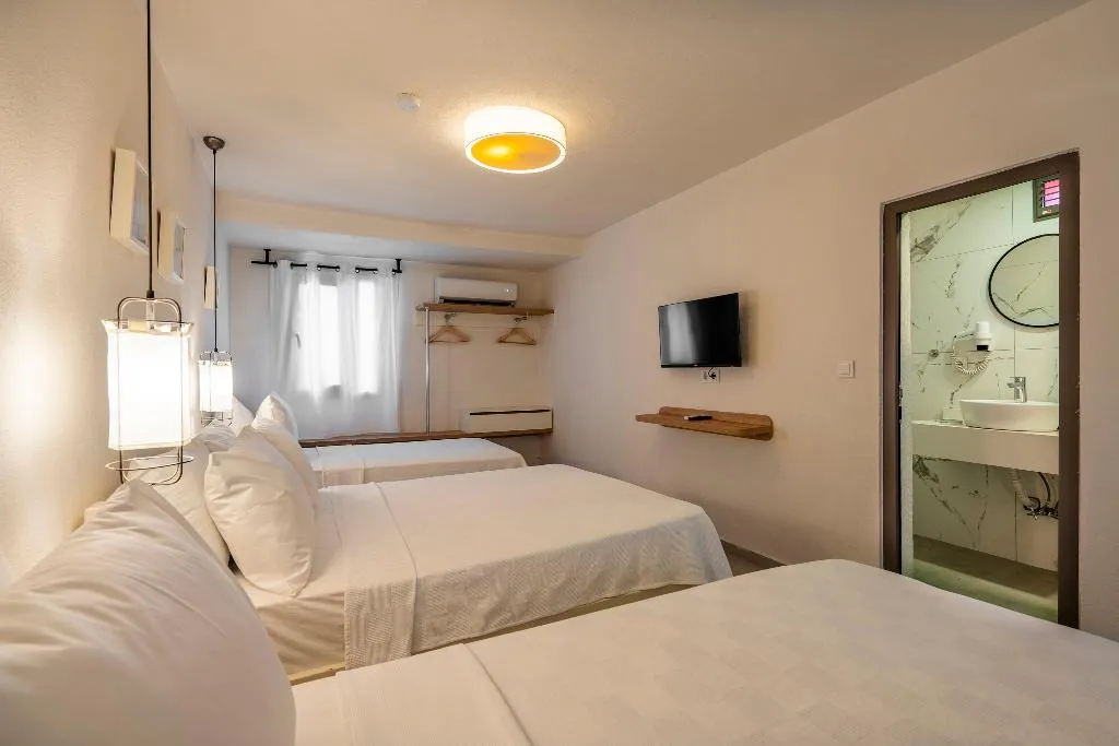QUADRUPLE STANDARD Room, Daphnis Hotel, Bodrum