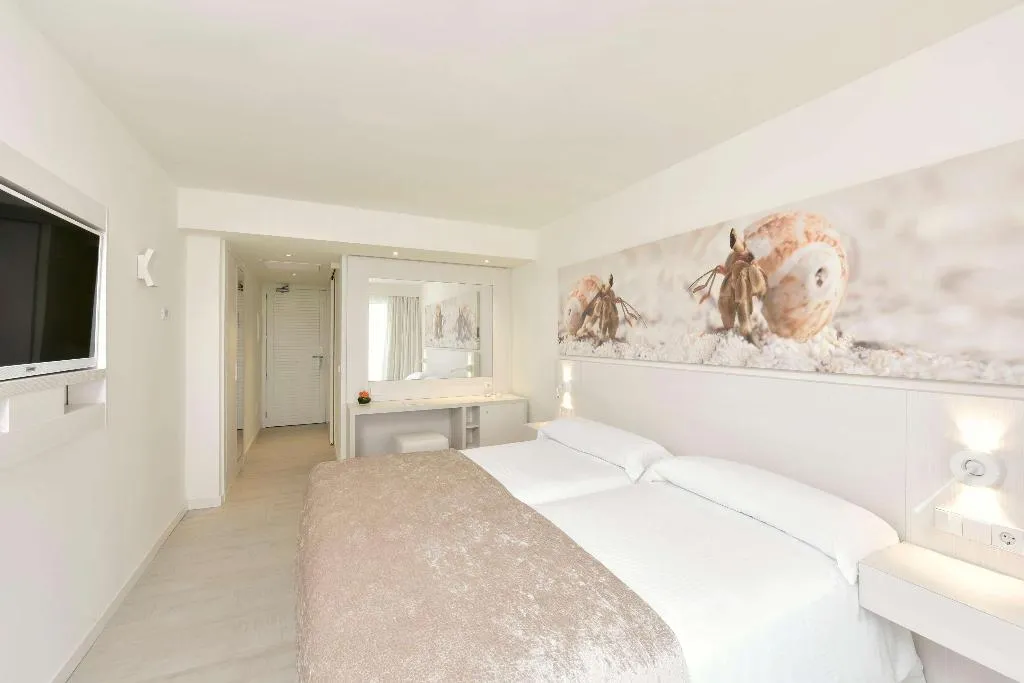 Room, Iberostar Waves Cristina, Majorca