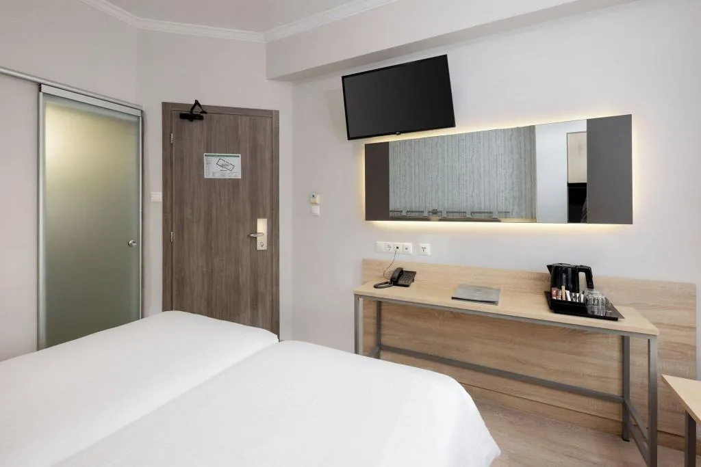 SINGLE STANDARD Room, Pan, Athens
