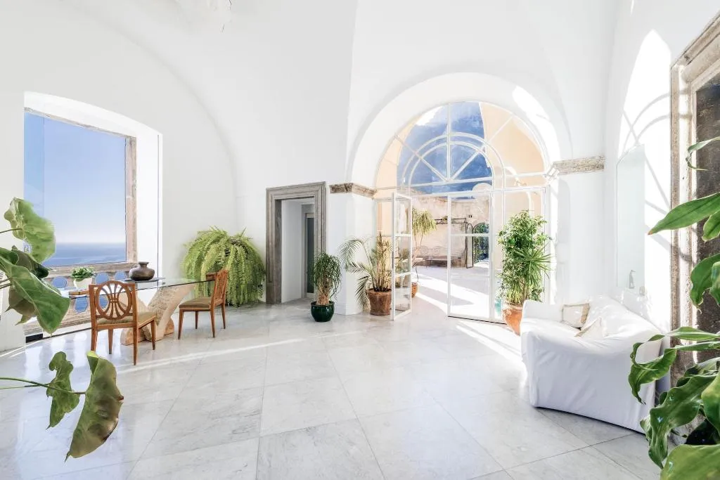 Conferences, Villa Magia, Naples