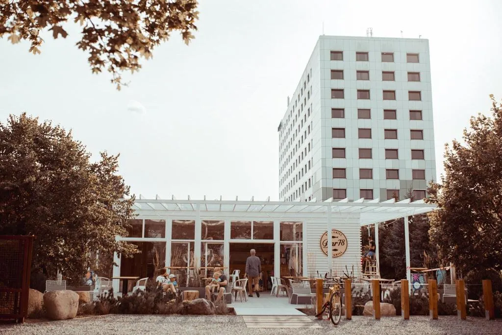 Terrace, Novotel Gdansk Marina, Gdansk