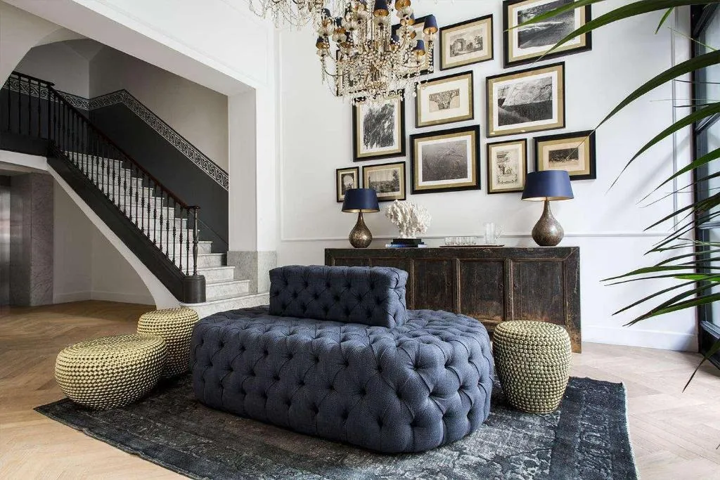 Room, Midmost Barcelona, Barcelona