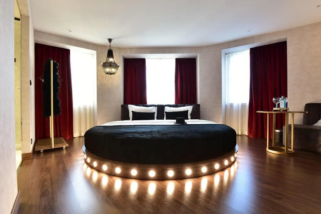 DOUBLE QUEEN SIZE BED Room, Maxime Boutique Hotel Avenida da Liberdade, Lisbon