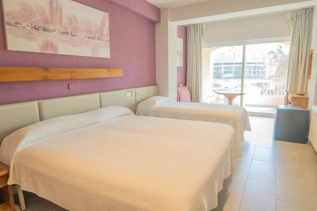 Room, S'Agoita, Costa Brava