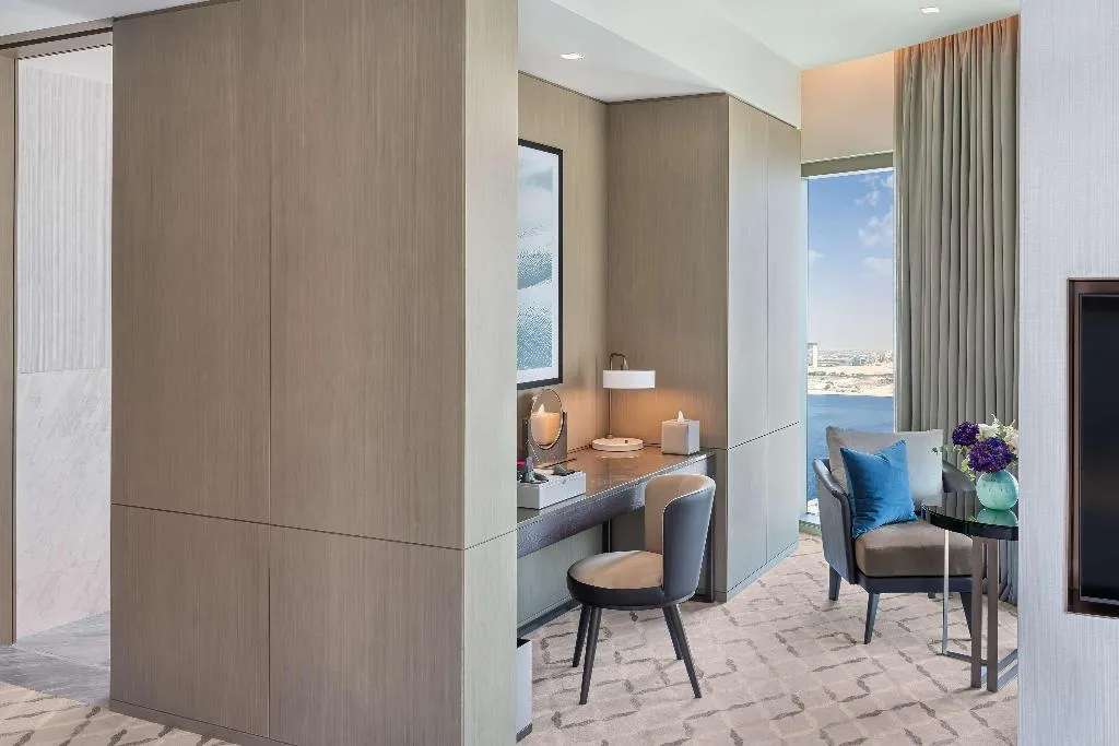 Room, Address Grand Creek Harbour, Dubai