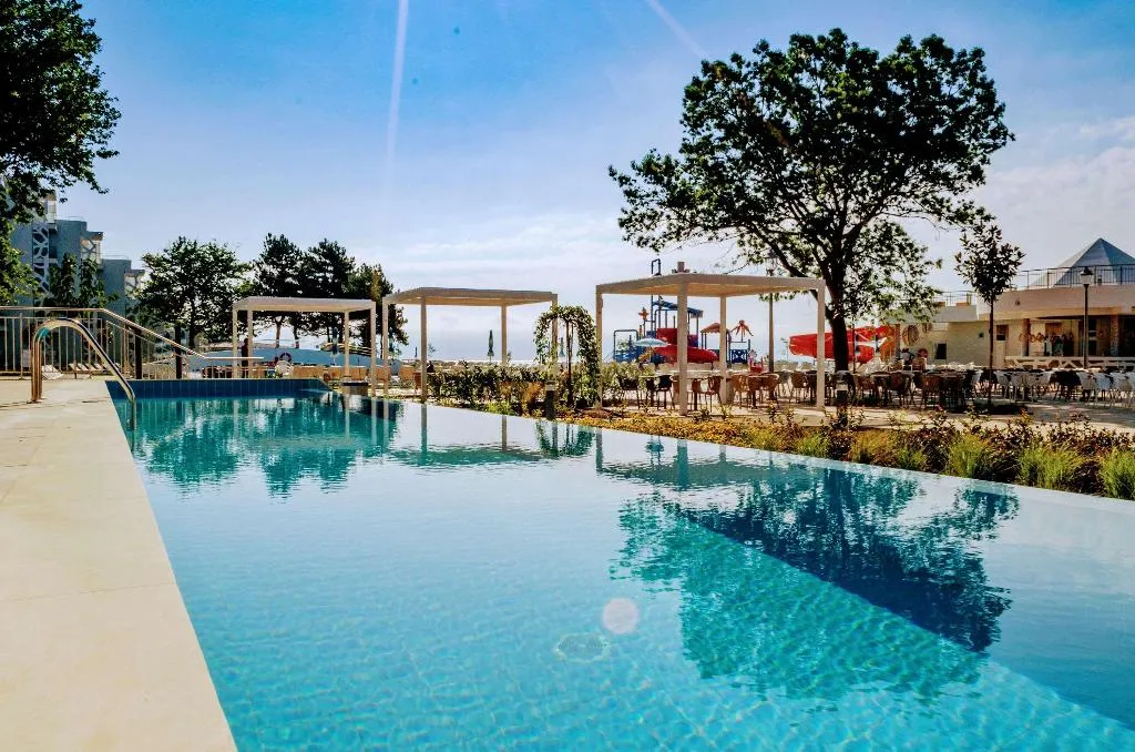 Pool, Maritim Hotel Paradise Blue, Varna