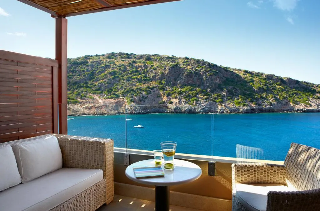 Double or Twin DELUXE SEA VIEW Room, Daios Cove, Crete