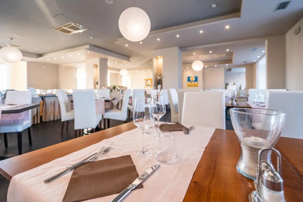 Restaurant, Capo Peloro Hotel - Only Adults 12+, Catania