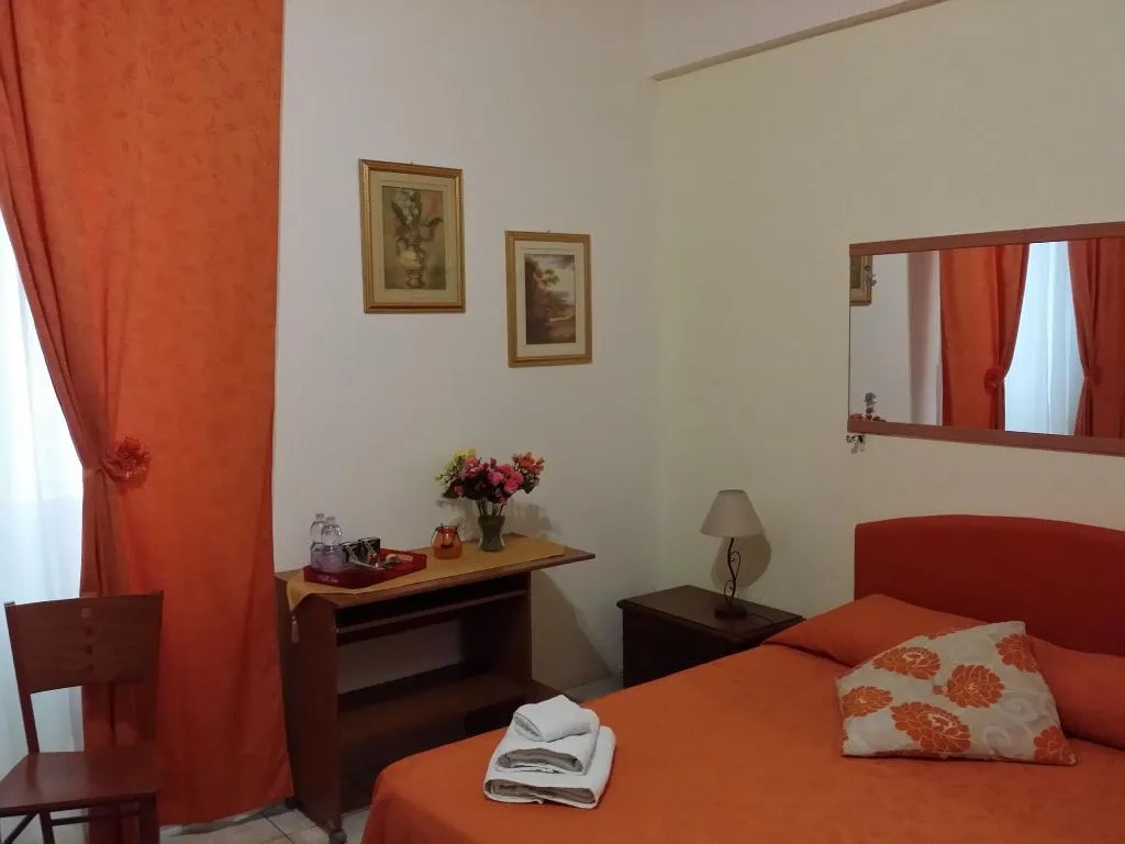 Room, B&B Casa Valeria, Catania