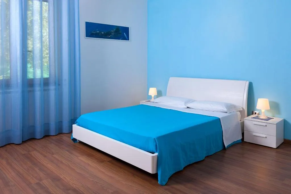 Room, Bed And Breakfast Sunflower, Naples