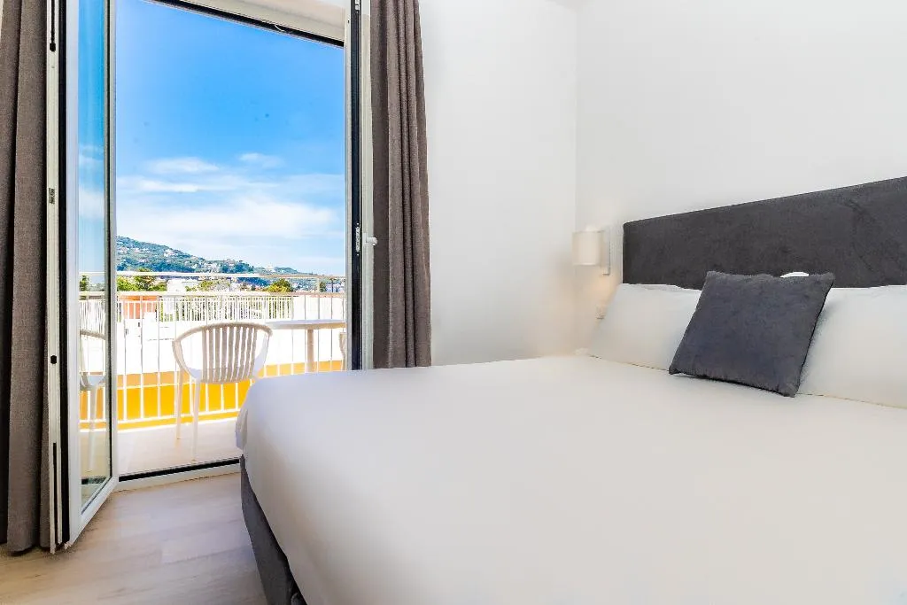 Double or Twin CLASSIC Room, Hotel Isabella Sorrento, Naples