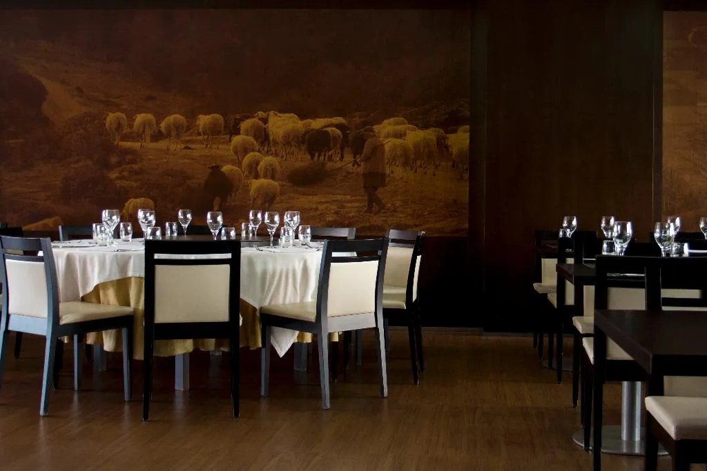 Restaurant, Aguiar Da Pena, Porto