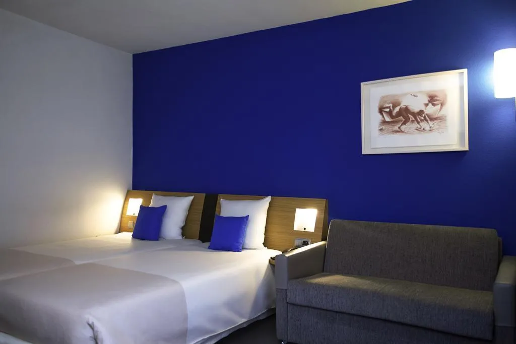 DOUBLE SUPERIOR Room, Novotel Lisboa, Lisbon