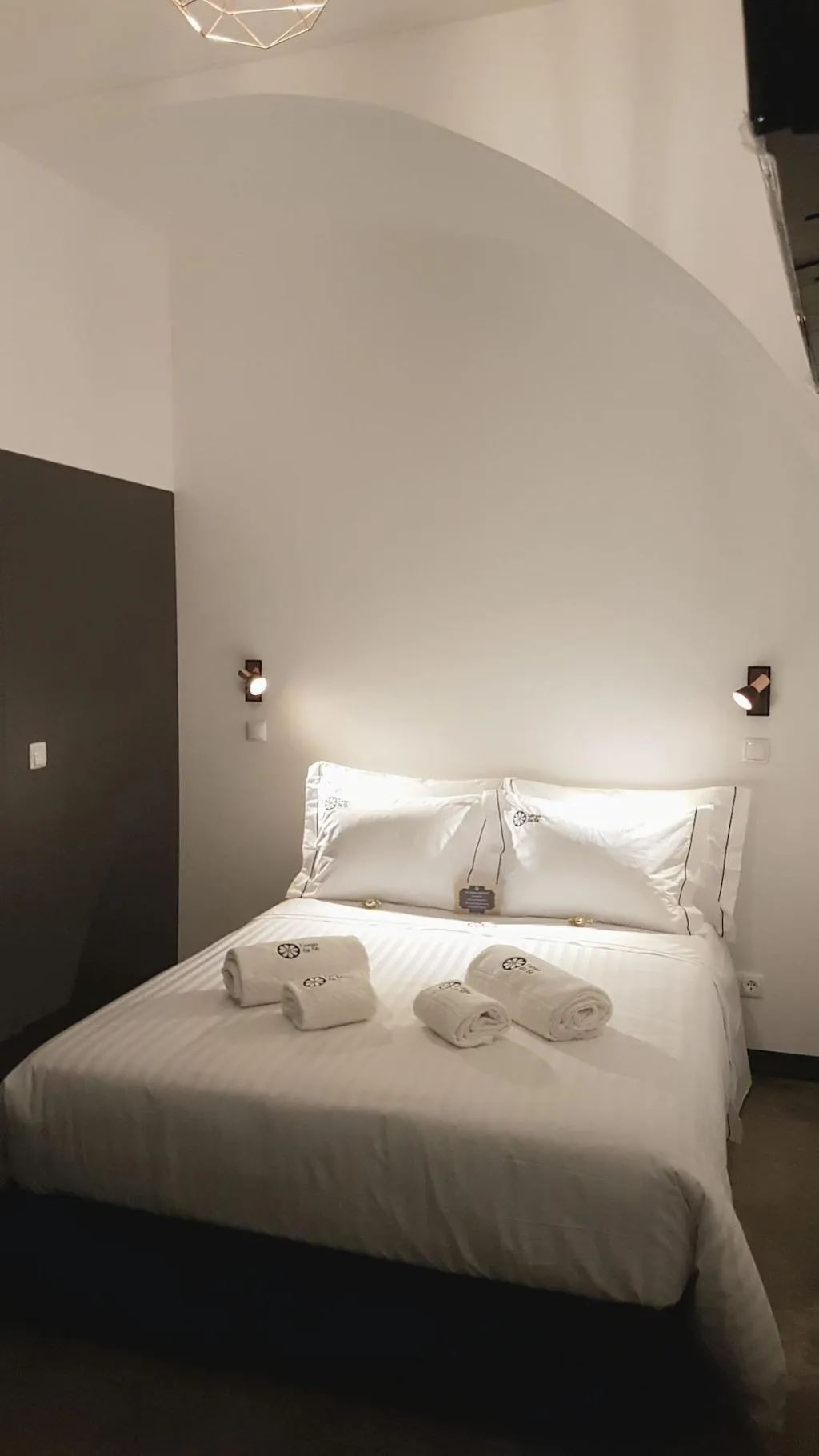 Room, Largo da Sé, Lisbon