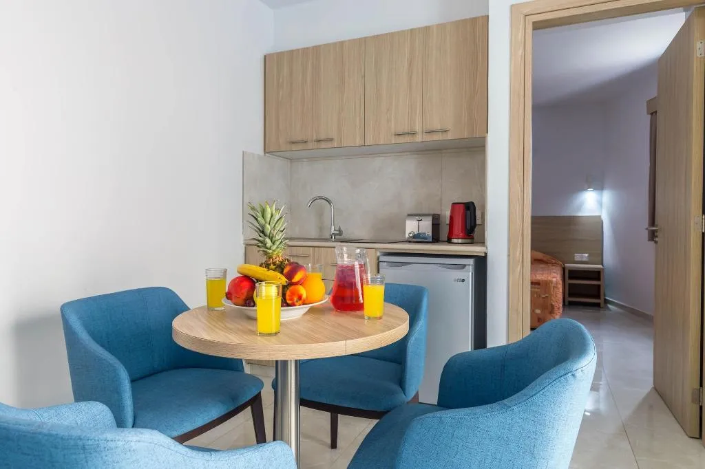 Room, Paul Marie, Cyprus