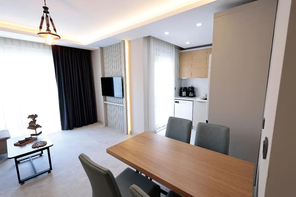 APARTMENT POOL VIEW Room, Livia Luxury Apart Hotel, Antalya