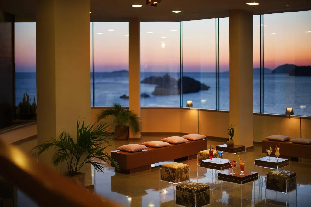 Bar, Dubrovnik Palace, Dubrovnik