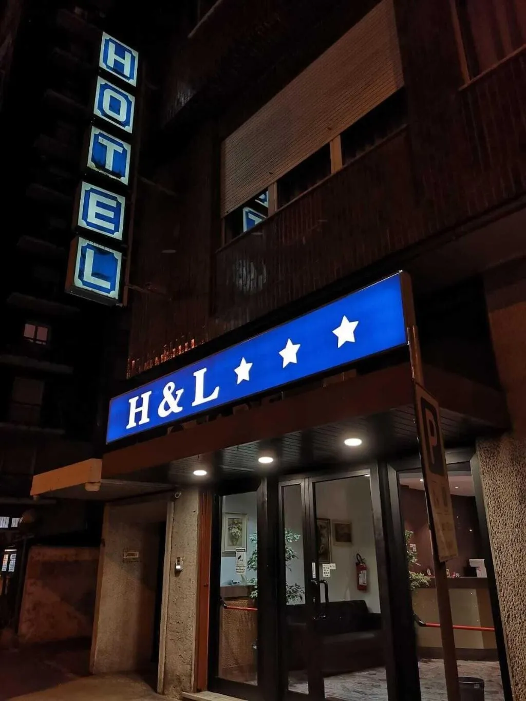 General view, H&L Hotel, Milan