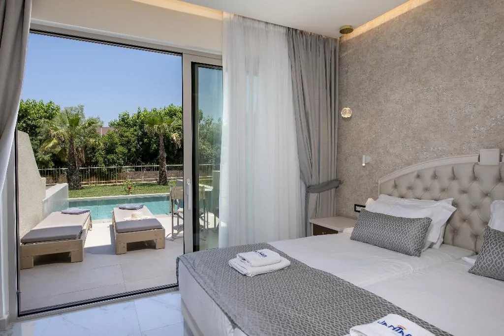 JUNIOR SUITE WITH PRIVATE POOL Room, Vantaris Luxury Beach Resort, Crete