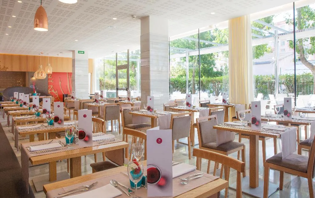 Restaurant, JS Sol de Alcudia, Majorca