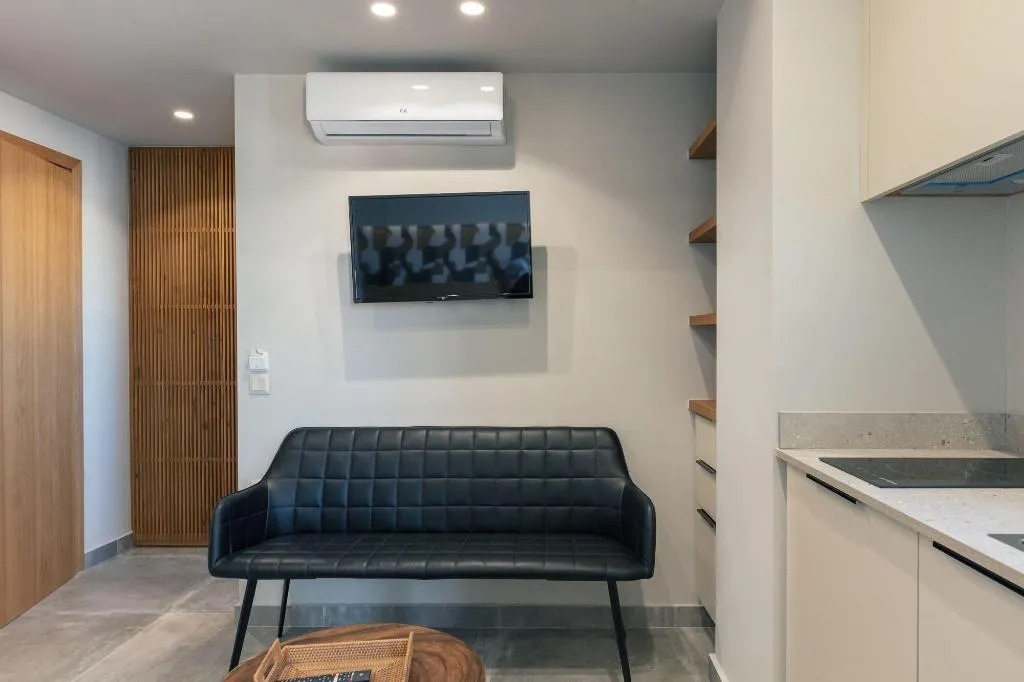 Room, Chapter 02 Gallery Suites, Crete