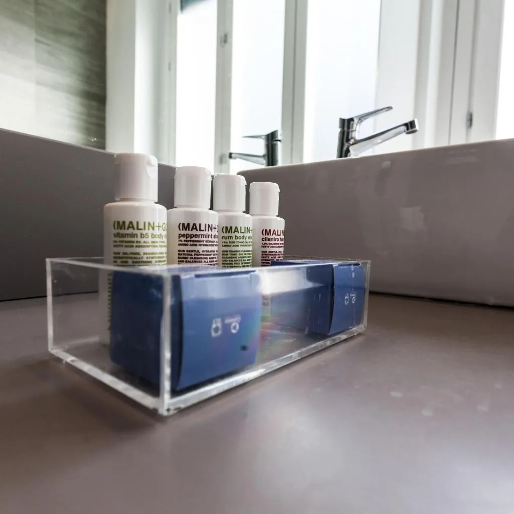 Room, M2M Made To Measure, Milan