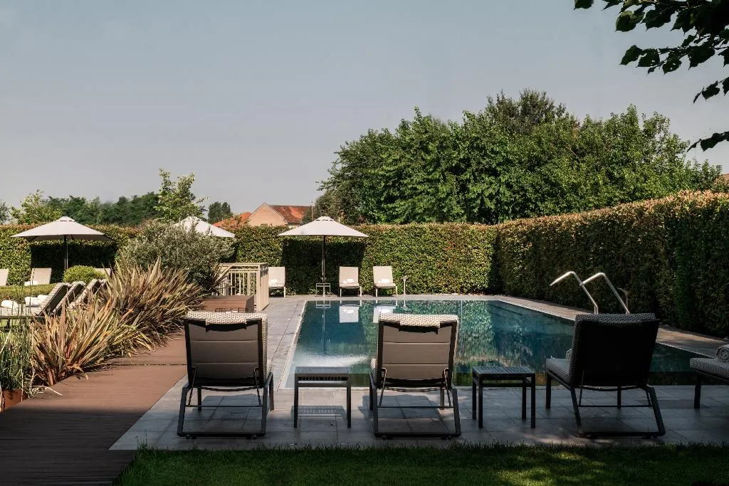 Pool, Litta Palace, Milan