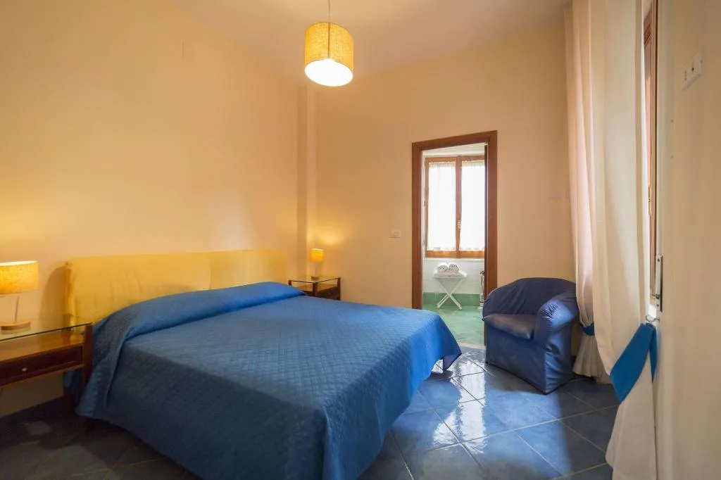 Room, Villa Rosa Sorrento, Naples
