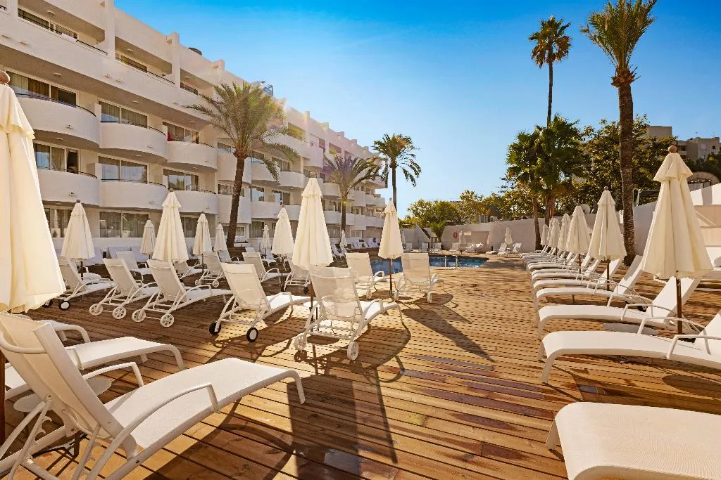 Pool, Palmanova Beach Apartments by TRH, Majorca