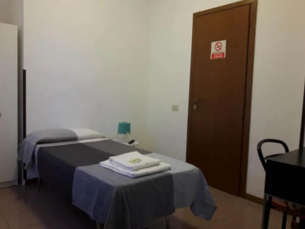 Room, Hotel Brivio, Milan