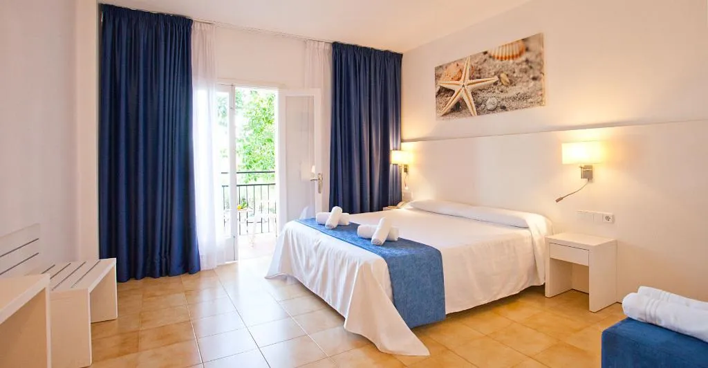 Double or Twin WITH BALCONY Room, Hotel Cala Murada, Majorca