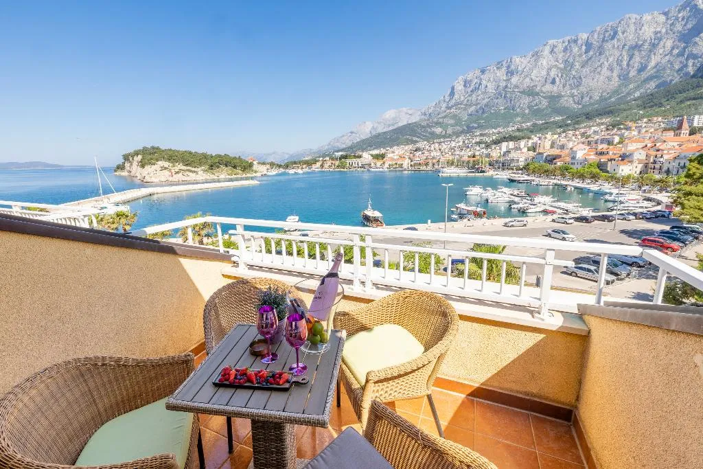 SUITE SEA VIEW WITH BALCONY Room, Aparthotel Park Osejava, Split