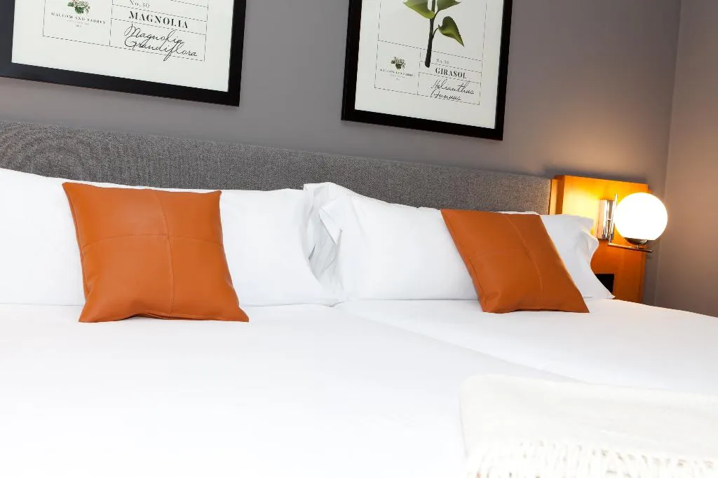 Double or Twin CAPACITY 2 Room, Malcom and Barret, Valencia