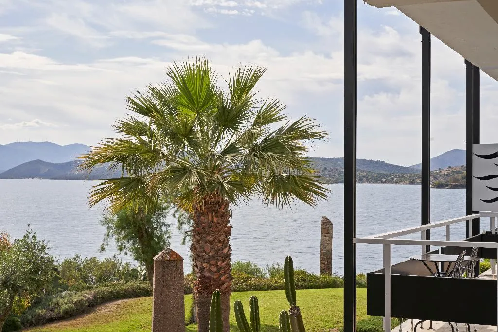 Double or Twin CLASSIC SEA VIEW Room, Xenia Poros Image, Athens
