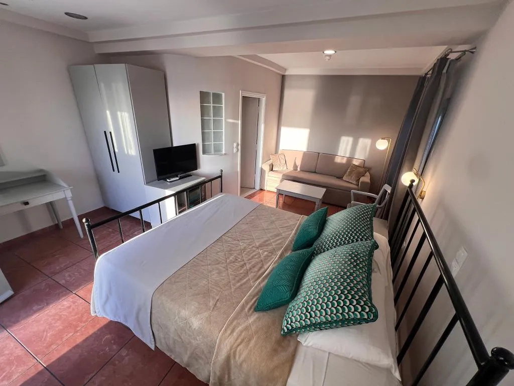 Double or Twin SUPERIOR Room, Theoxenia Boutique Hotel, Santorini