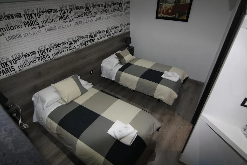 General view, Hostal Mh Fuencarral, Madrid
