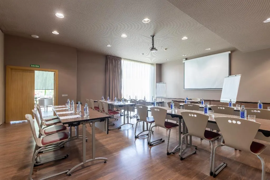 Conferences, Travelodge Malaga Aeropuerto, Costa Del Sol