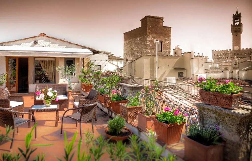 Terrace, Torre Guelfa Palazzo Acciaiuoli, Florence