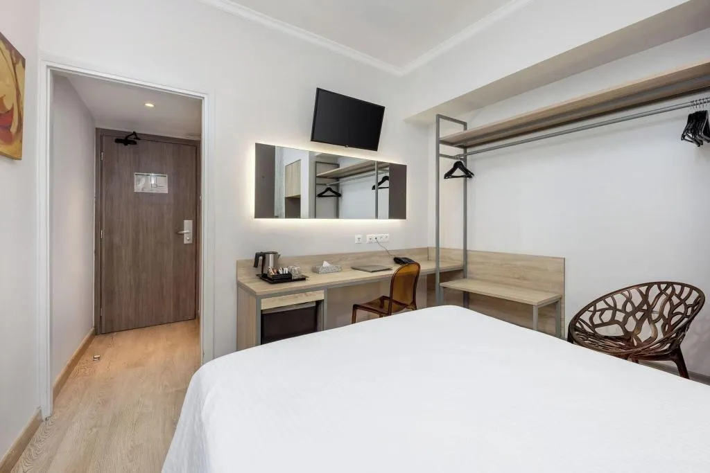 SINGLE TWO BEDS Room, Pan, Athens