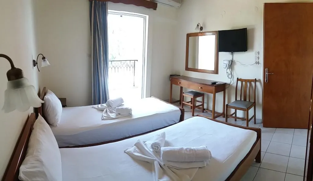 APARTMENT CAPACITY 5 Room, Zante Dolphin, Zante