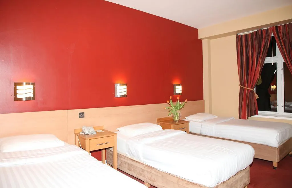 TRIPLE STANDARD Room, Harding, Dublin