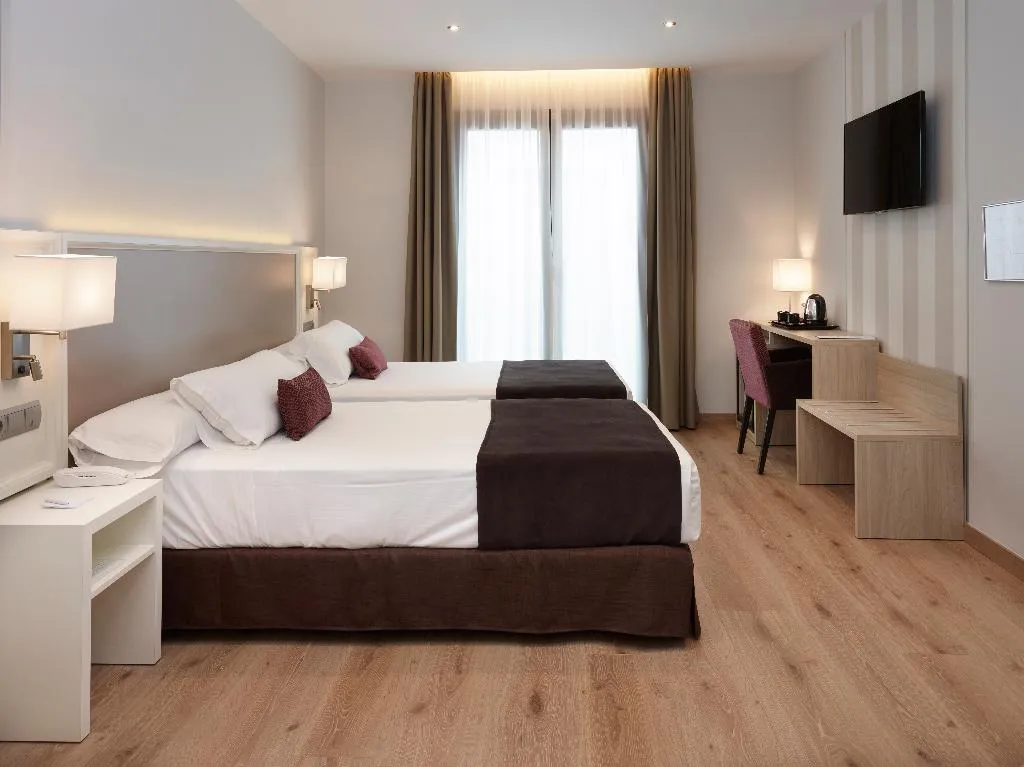 DOUBLE SUPERIOR Room, Maestranza, Costa Del Sol