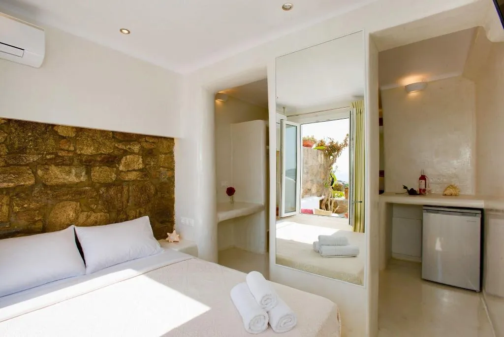 Room, Villa Elina Suites And More, Mykonos