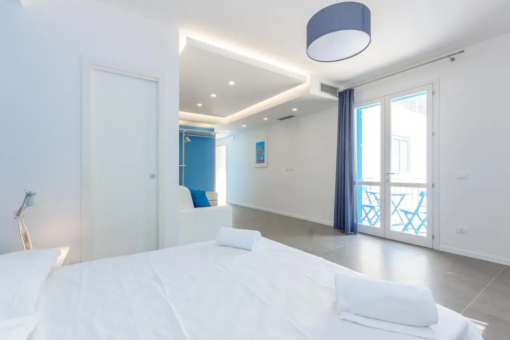 JUNIOR SUITE STANDARD Room, Residence Cala Azzurra, Palermo