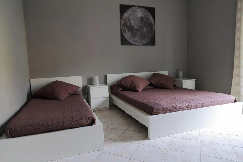 Room, B&B Kosmos, Catania