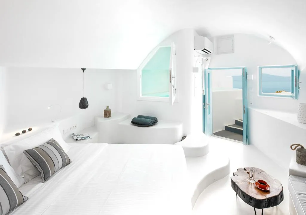 VILLA WITH PRIVATE POOL Room, Infinity Suites & Dana Villas, Santorini
